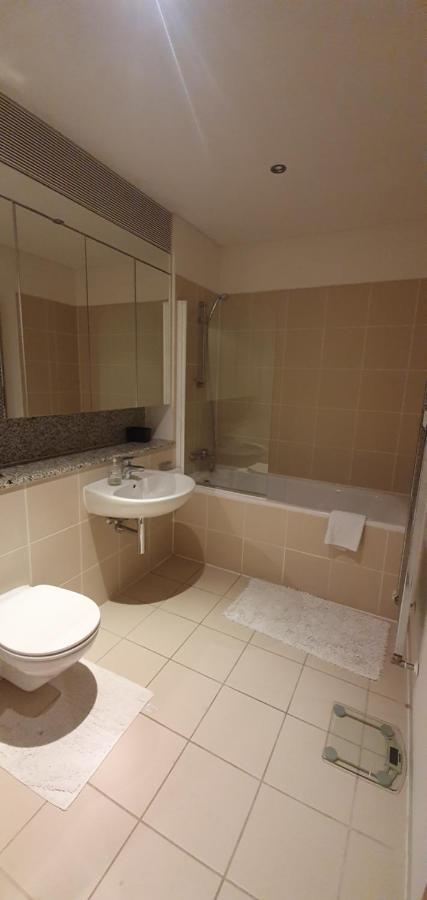 Liffey Suites Dublino Esterno foto